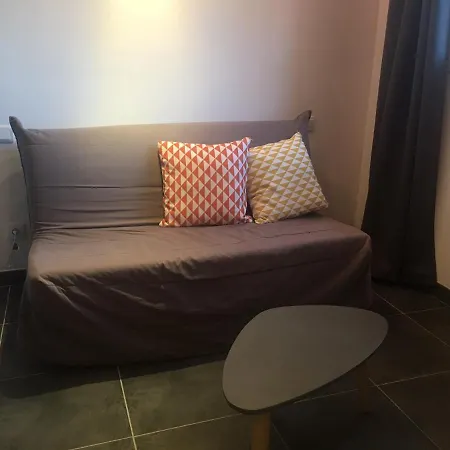 Apartment 2 Pieces Et Mezzanine Des 2 Nuits Vedene